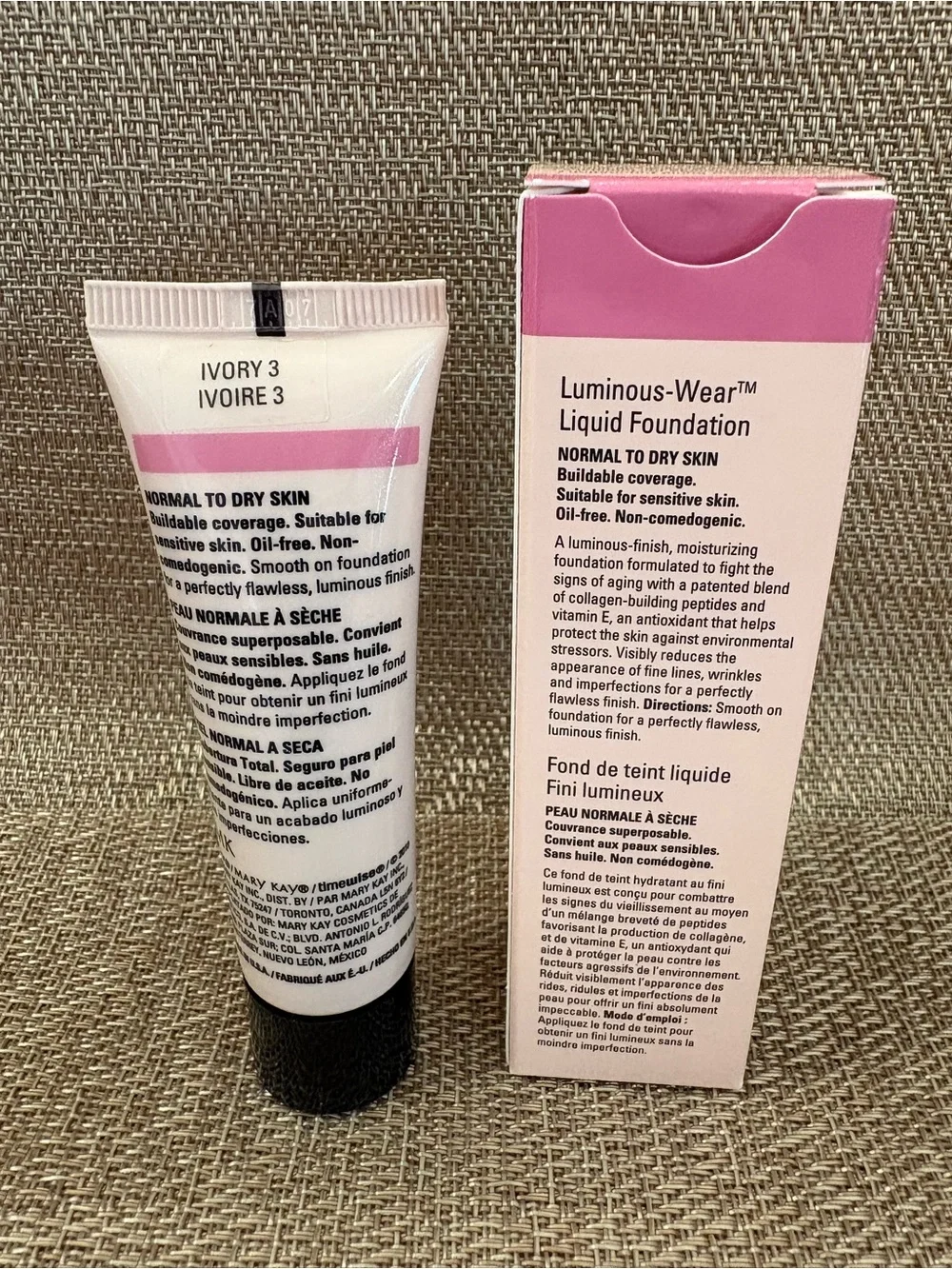 Mary Kay Timewise Luminous-Wear Liquid Foundation Ivory 3 (038698) New In Box